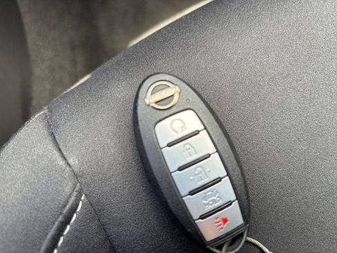 Used 2025 Nissan Altima 2.5 SV FWD image 24