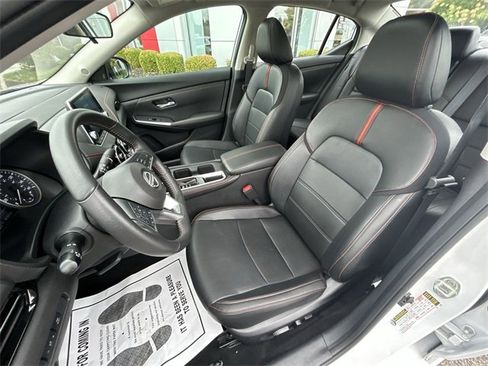 Certified 2024 Nissan Sentra SR w/ SR Premium Package image 15