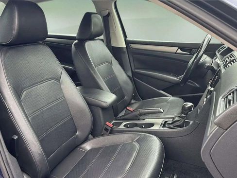 Used 2014 Volkswagen Passat TDI SE image 26