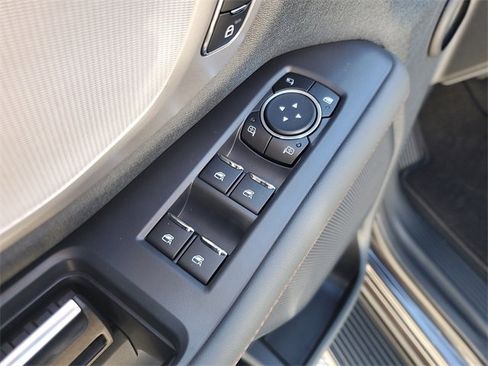 New 2025 Ford Expedition Active image 22