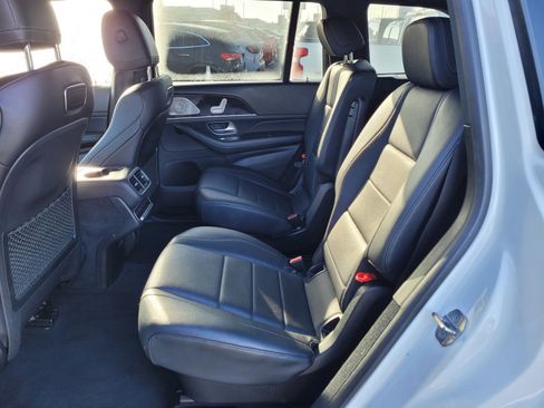 Used 2020 Mercedes-Benz GLS 450 4MATIC image 13