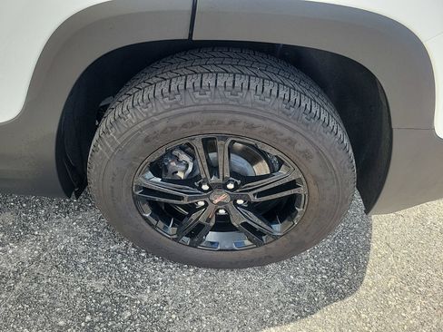 Used 2023 GMC Terrain AT4 w/ LPO, Floor Liner Package AWD/4WD image 9