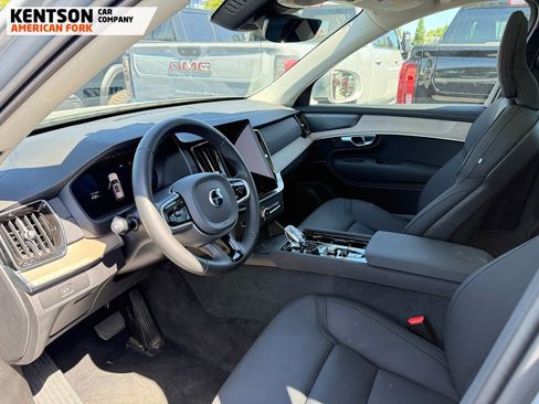 Used 2026 Volvo XC90 B6 Plus AWD/4WD image 3