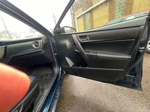 Used 2019 Toyota Corolla XSE FWD image 29