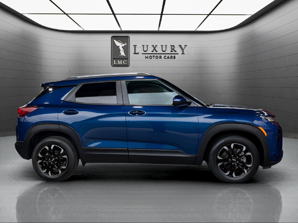 Used 2023 Chevrolet TrailBlazer LT FWD image 9
