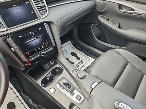 Used 2025 INFINITI QX55 Luxe AWD/4WD image 29
