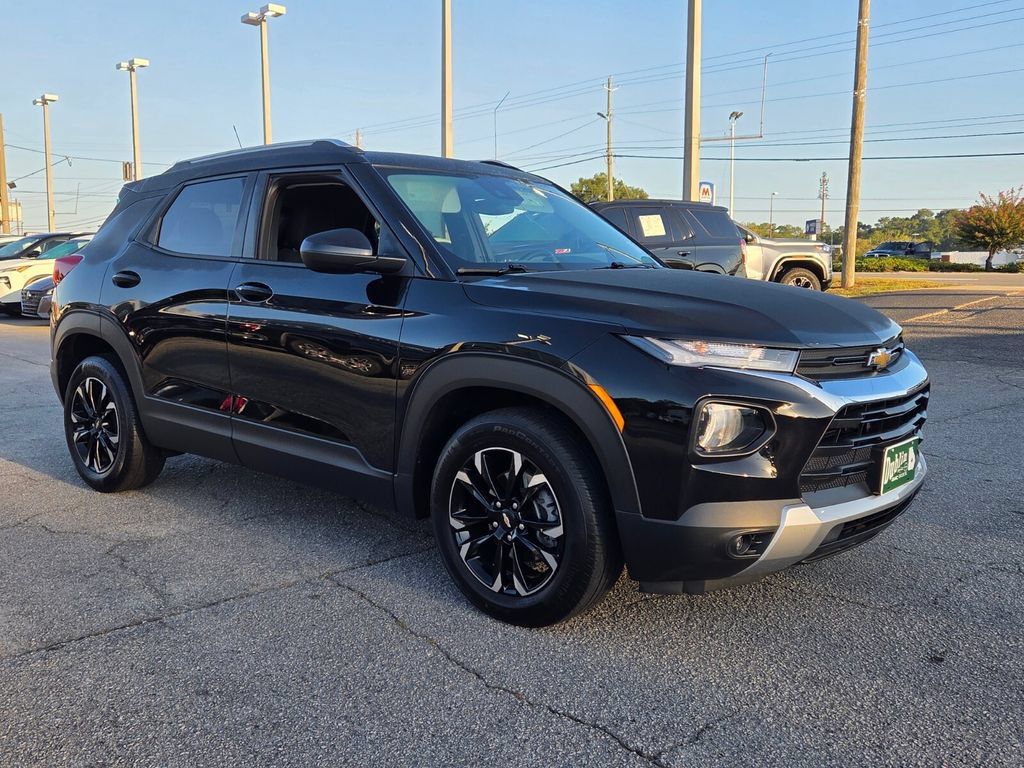 Certified 2023 Chevrolet TrailBlazer LT FWD image 16