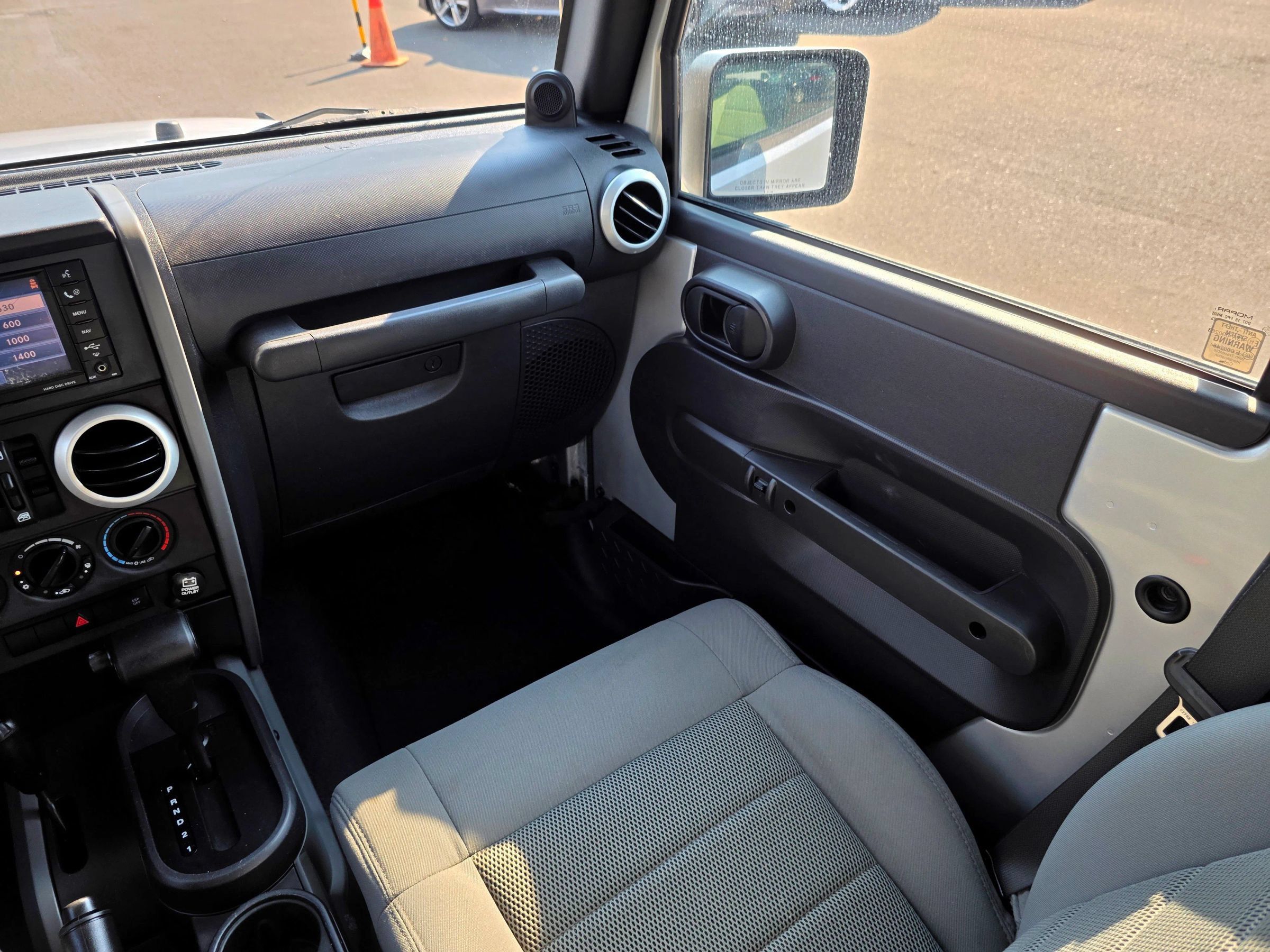 Used 2008 Jeep Wrangler Unlimited Sahara AWD/4WD image 33