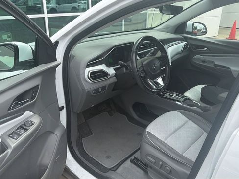 Used 2022 Chevrolet Bolt EUV Premier w/ Launch Edition FWD image 7