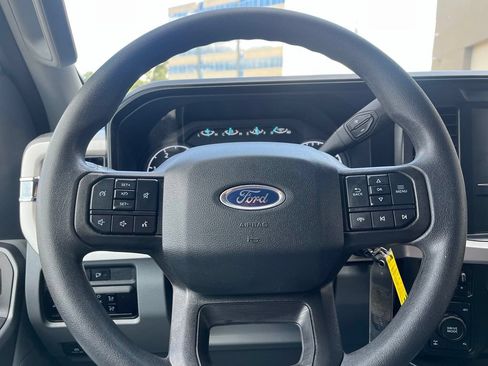 Used 2024 Ford F350 XLT w/ FX4 Off-Road Package AWD/4WD image 21