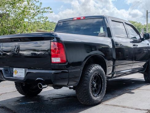 Used 2016 RAM 1500 Express w/ Popular Equipment Group AWD/4WD image 5