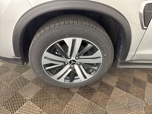 Used 2025 Mitsubishi Outlander Sport ES image 32