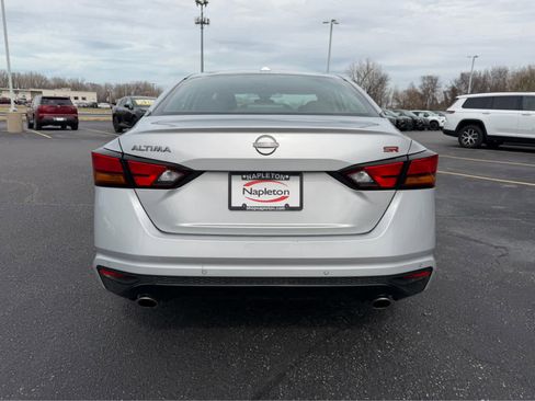 Used 2023 Nissan Altima 2.5 SR image 6