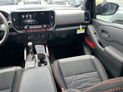 New 2026 Nissan Frontier PRO-4X w/ Tow Package AWD/4WD image 12