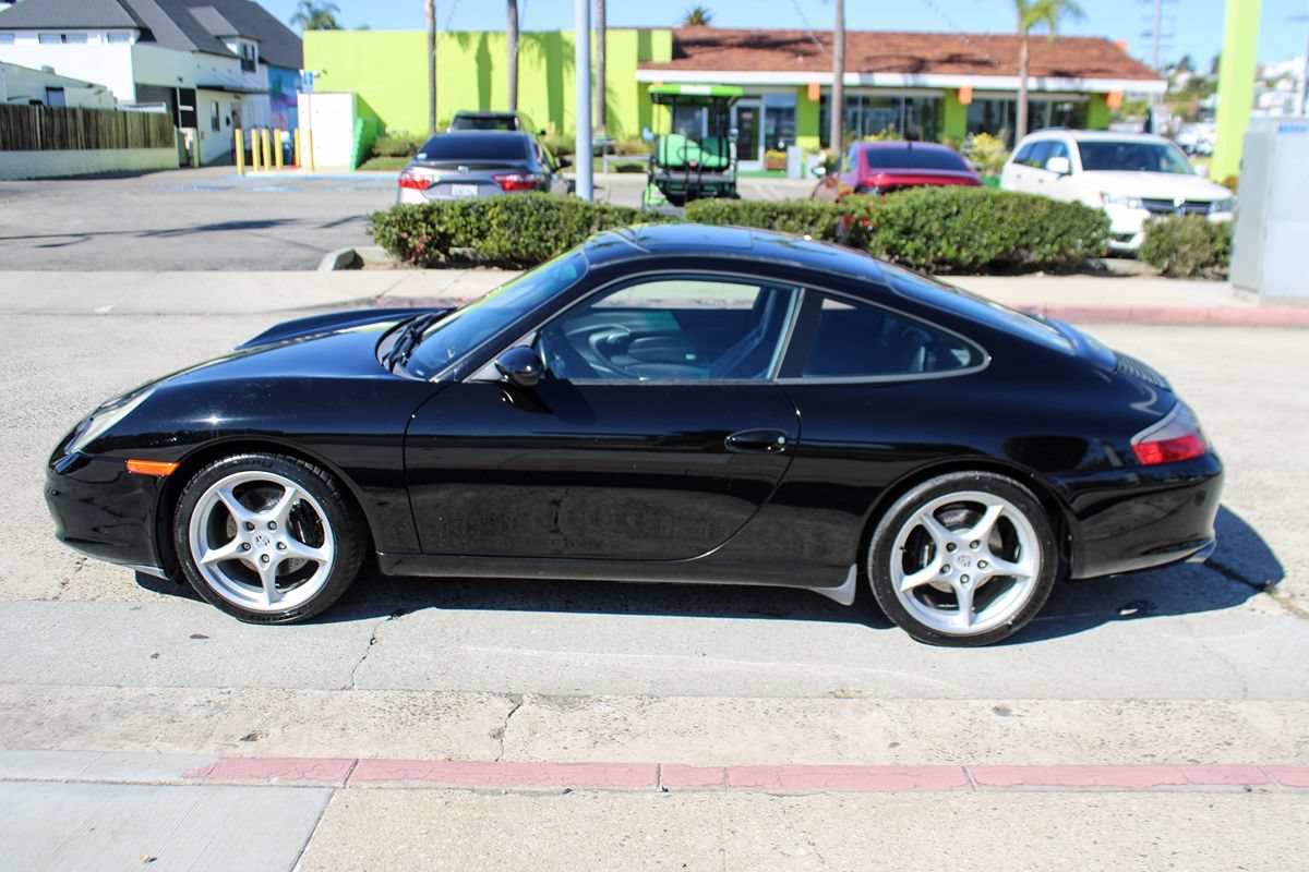 Used 2003 Porsche 911 GT3 RS image 2