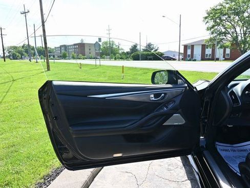 Used 2018 INFINITI Q60 3.0t Luxe image 22