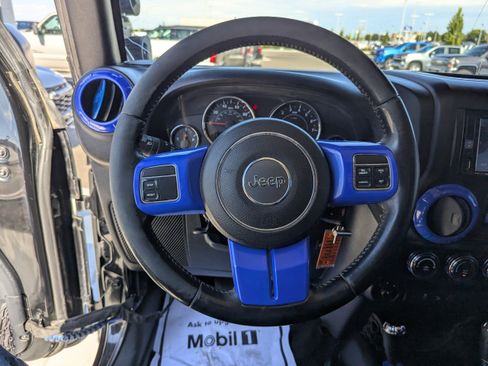 Used 2016 Jeep Wrangler Unlimited Sport w/ Quick Order Package 24S AWD/4WD image 14