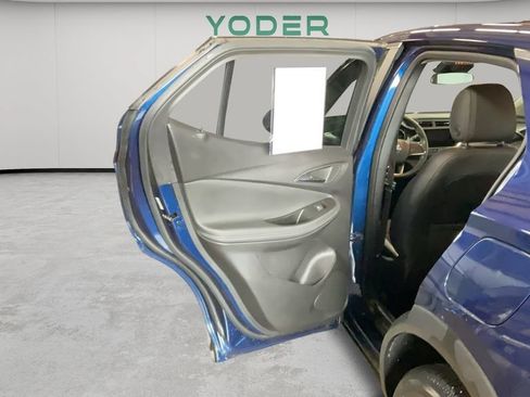 Used 2023 Buick Encore GX Preferred w/ Cold Weather Comfort Package AWD/4WD image 44