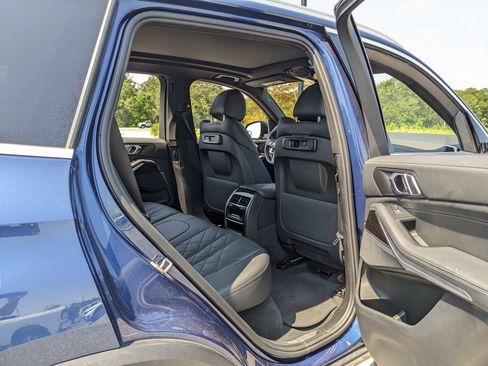 Used 2023 BMW X5 xDrive45e image 45