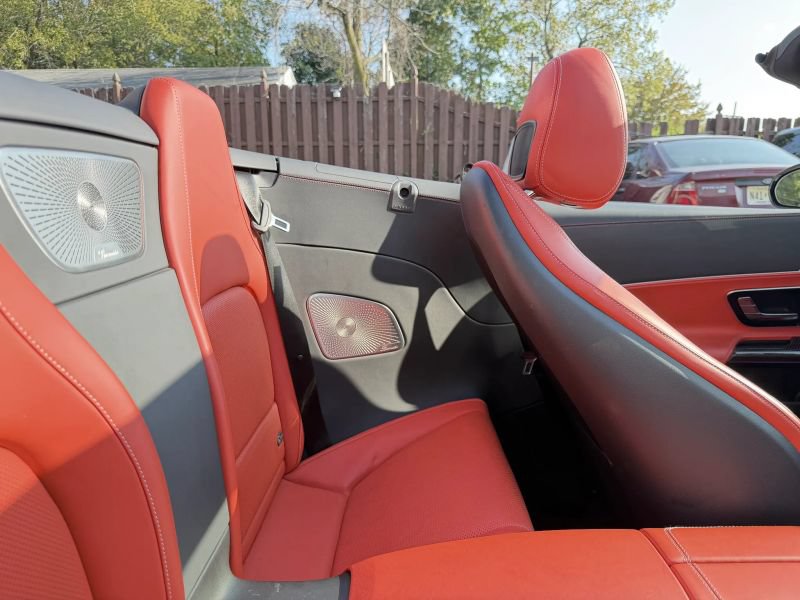 Used 2022 Mercedes-Benz SL 63 AMG 4MATIC w/ Driver Assistance Package image 25