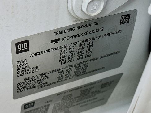 Used 2023 Chevrolet Silverado 1500 LT image 12