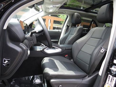 Used 2024 Mercedes-Benz GLE 350 4MATIC image 17