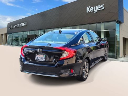Used 2019 Honda Civic EX image 4