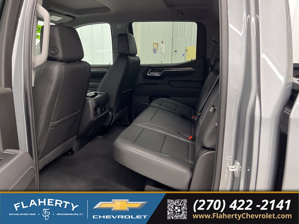 New 2026 Chevrolet Silverado 1500 RST AWD/4WD image 11