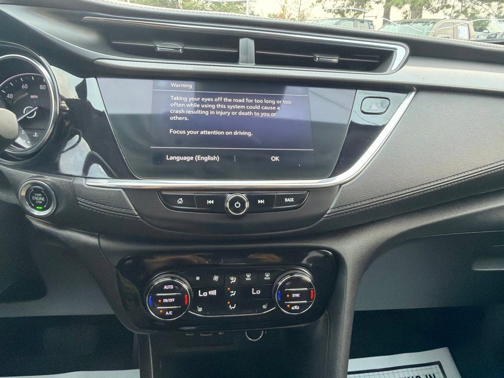 Used 2023 Buick Encore GX Select FWD image 31