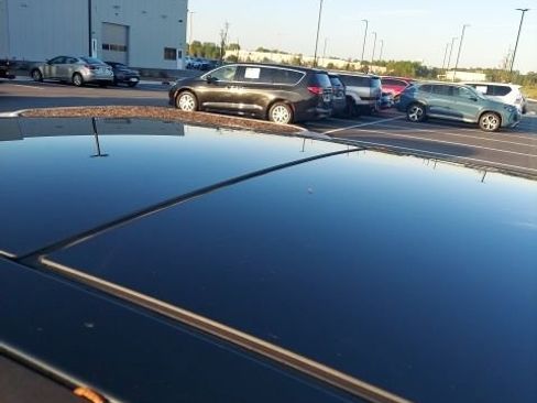 Used 2013 Ford Edge Limited image 16