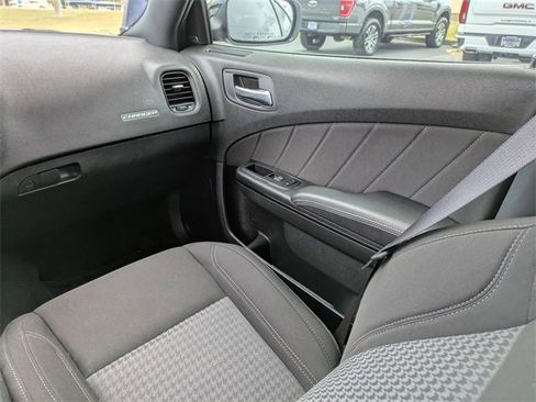 Used 2023 Dodge Charger SXT w/ Blacktop Package image 16