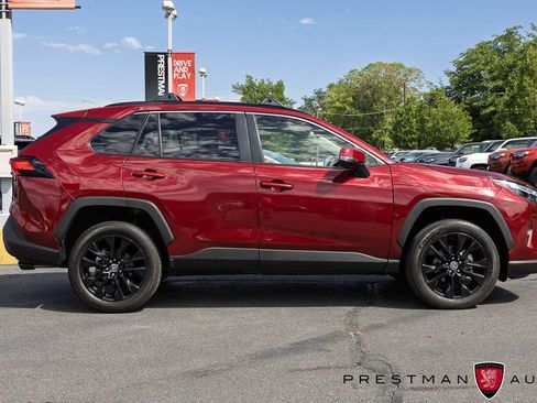 Used 2025 Toyota RAV4 XLE Premium FWD image 17