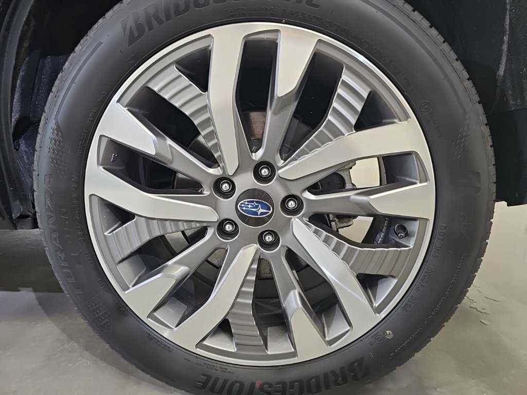 Used 2025 Subaru Forester Touring AWD/4WD image 10