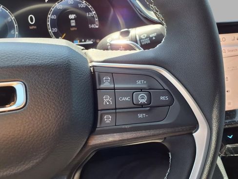 New 2026 Jeep Grand Cherokee L Limited AWD/4WD image 13