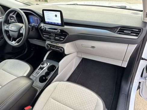 Used 2024 Ford Escape Active image 14