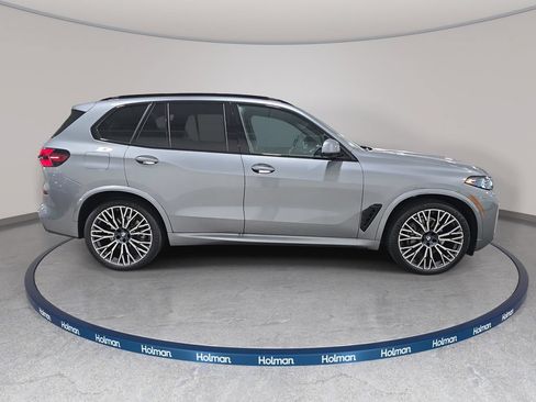 Used 2026 BMW X5 xDrive40i w/ M Sport Package AWD/4WD image 6
