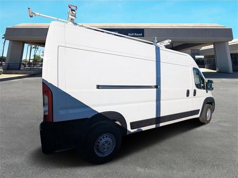 Used 2024 RAM ProMaster 2500 image 4