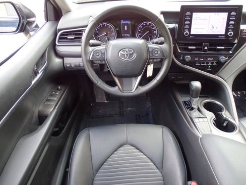 Used 2024 Toyota Camry SE FWD image 28