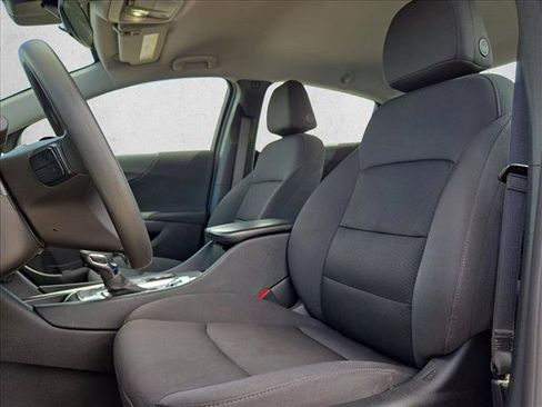 Used 2025 Chevrolet Malibu LT FWD image 13