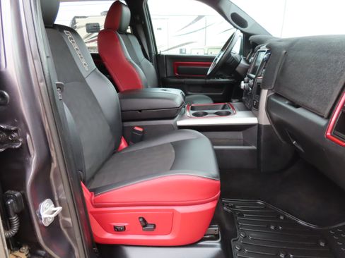 Used 2016 RAM 1500 Rebel w/ Luxury Group image 11