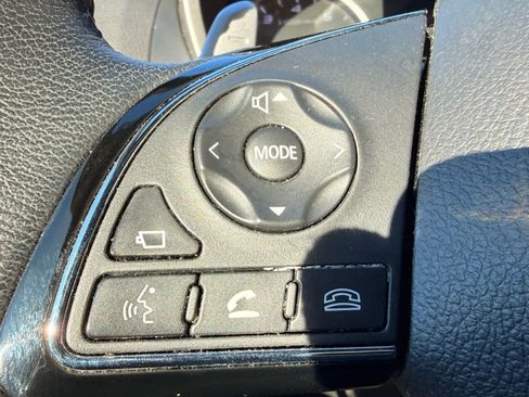 Used 2024 Mitsubishi Eclipse Cross SEL image 25