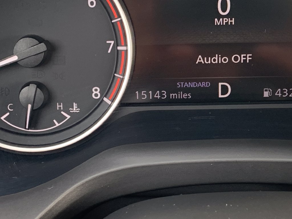 Certified 2025 Nissan Rogue SV FWD image 11