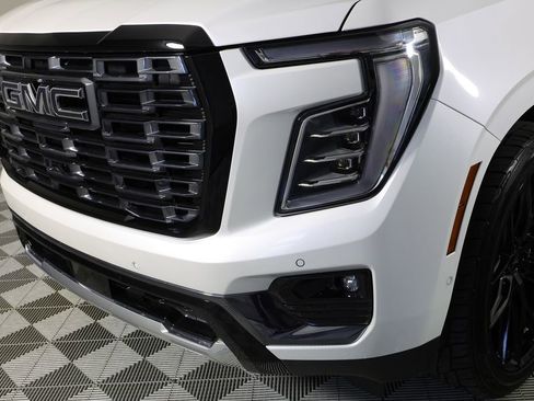 Used 2025 GMC Yukon Denali Ultimate AWD/4WD image 50