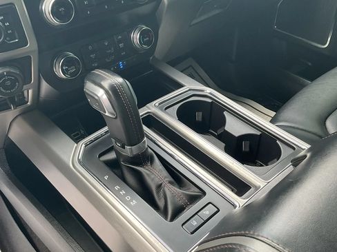Used 2020 Ford F150 Platinum w/ Equipment Group 701A Luxury AWD/4WD image 25