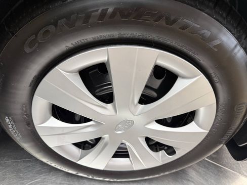 Used 2014 Subaru Impreza 2.0i AWD/4WD image 26
