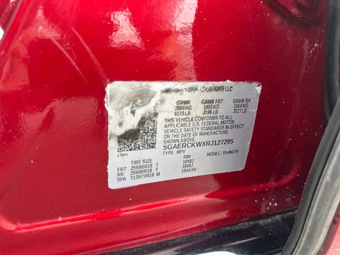 Used 2024 Buick Enclave Premium image 27