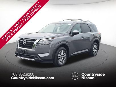 Used 2025 Nissan Pathfinder SL