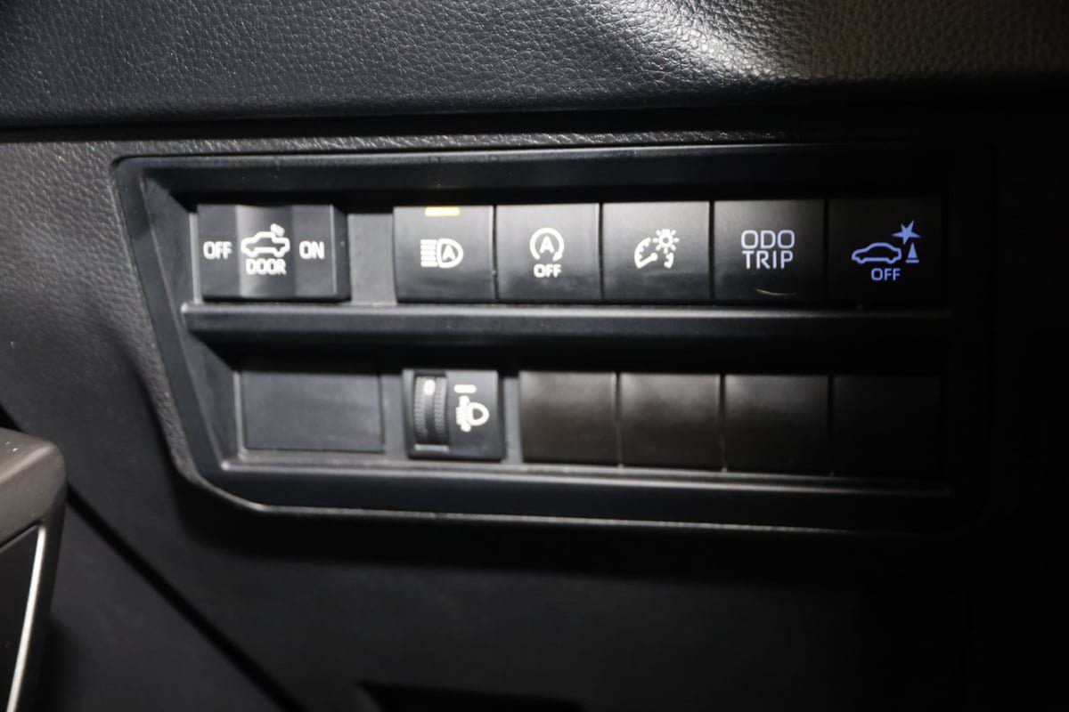 Used 2022 Toyota Tundra SR5 AWD/4WD image 26