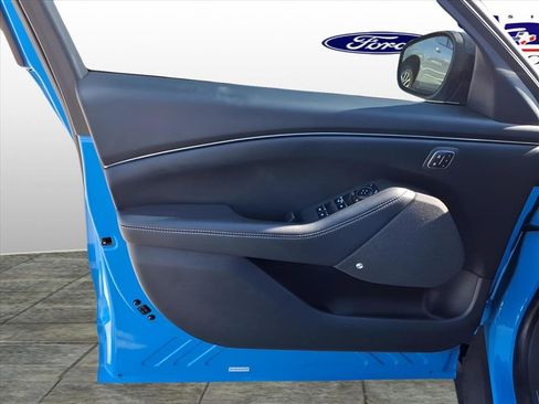 Used 2023 Ford Mustang Mach-E Premium image 11