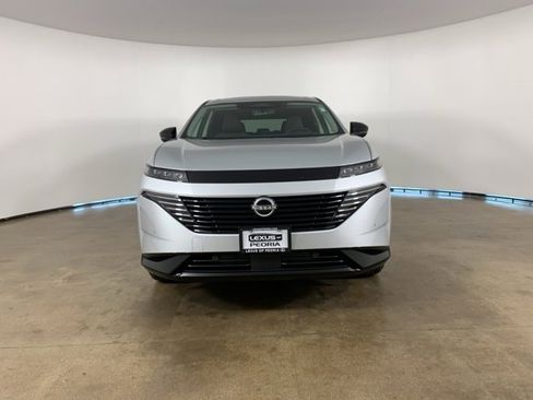 Used 2025 Nissan Murano Platinum w/ Cargo Package image 2